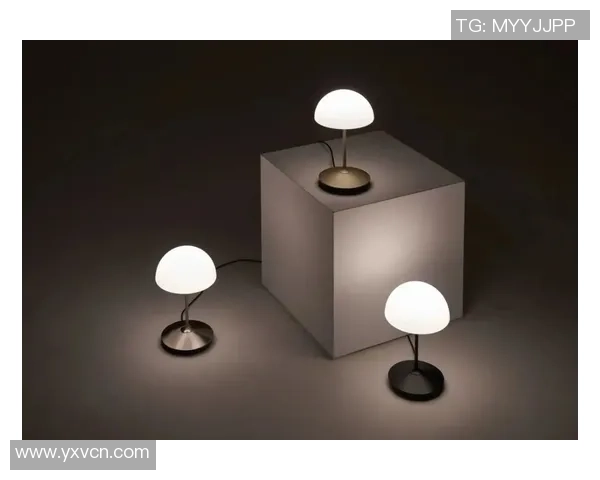 全球足球天王之争：揭秘当今五大最强球员的巅峰表现与传奇故事